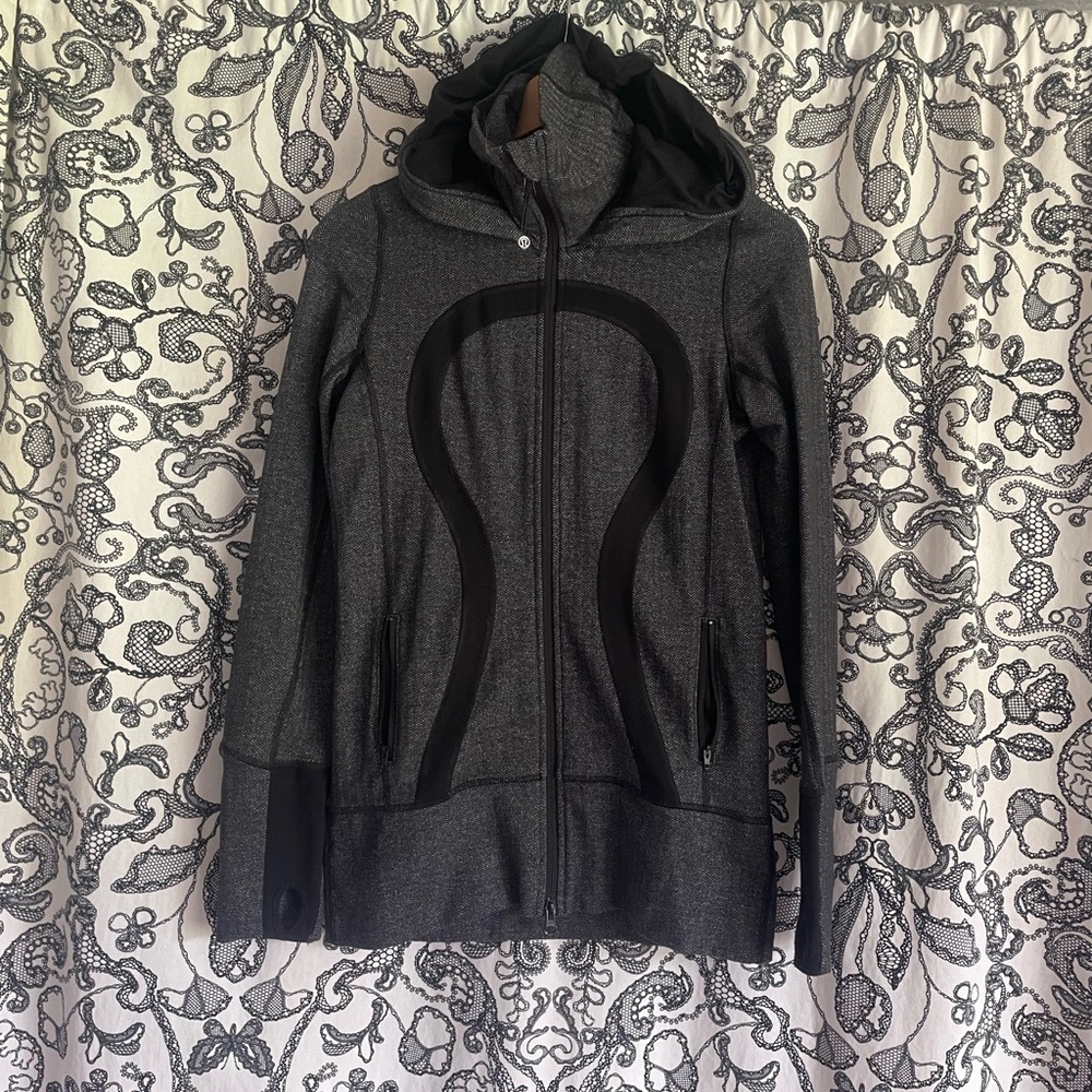 Lululemon jacket sz 6 herringbone